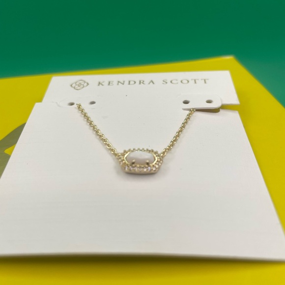 ✰NEW | Kendra Scott Chelsea Gold White Pearl Pendant Necklace - Picture 7 of 8